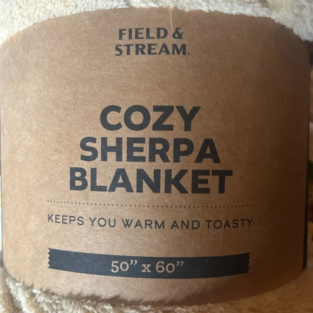New Field & Stream Cozy Sherpa Blanket 50 X 60